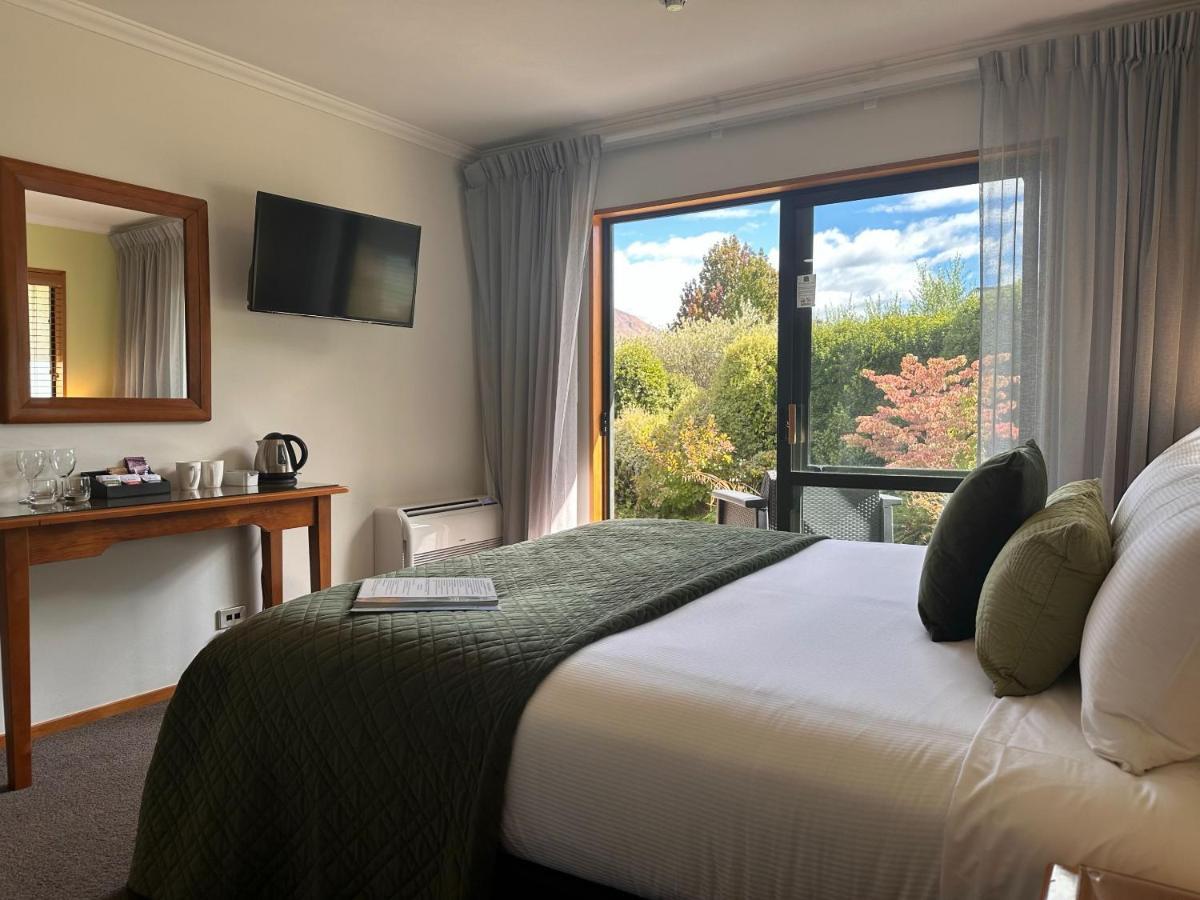 Wanaka Springs Lodge Экстерьер фото