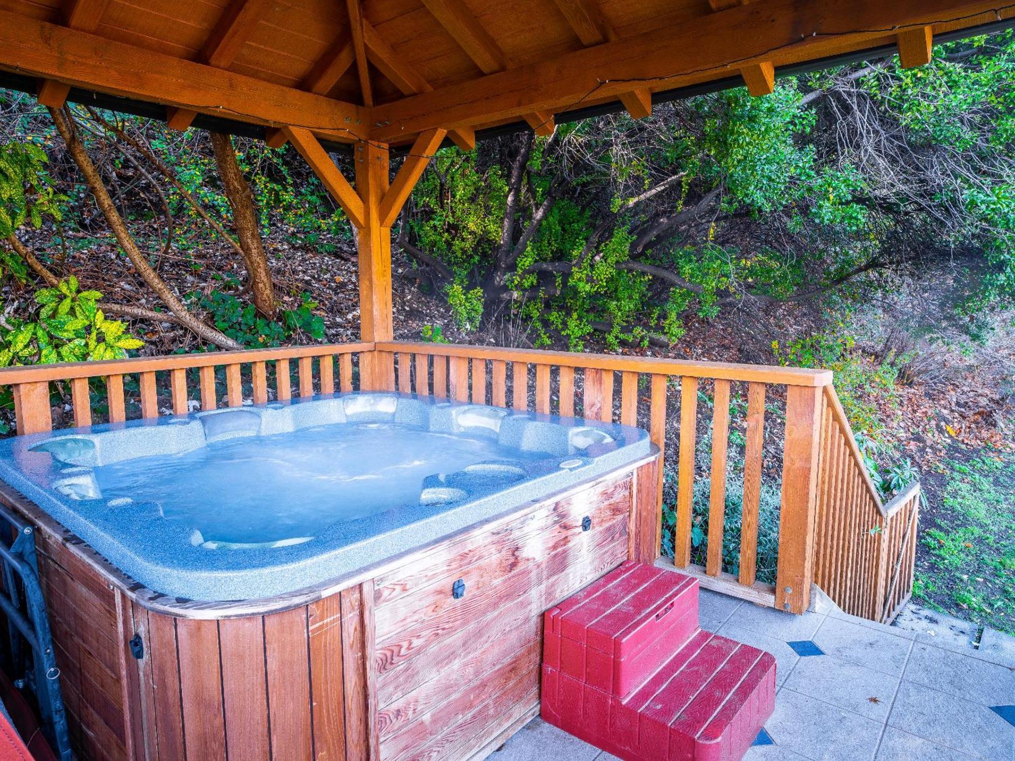 Wanaka Springs Lodge Экстерьер фото