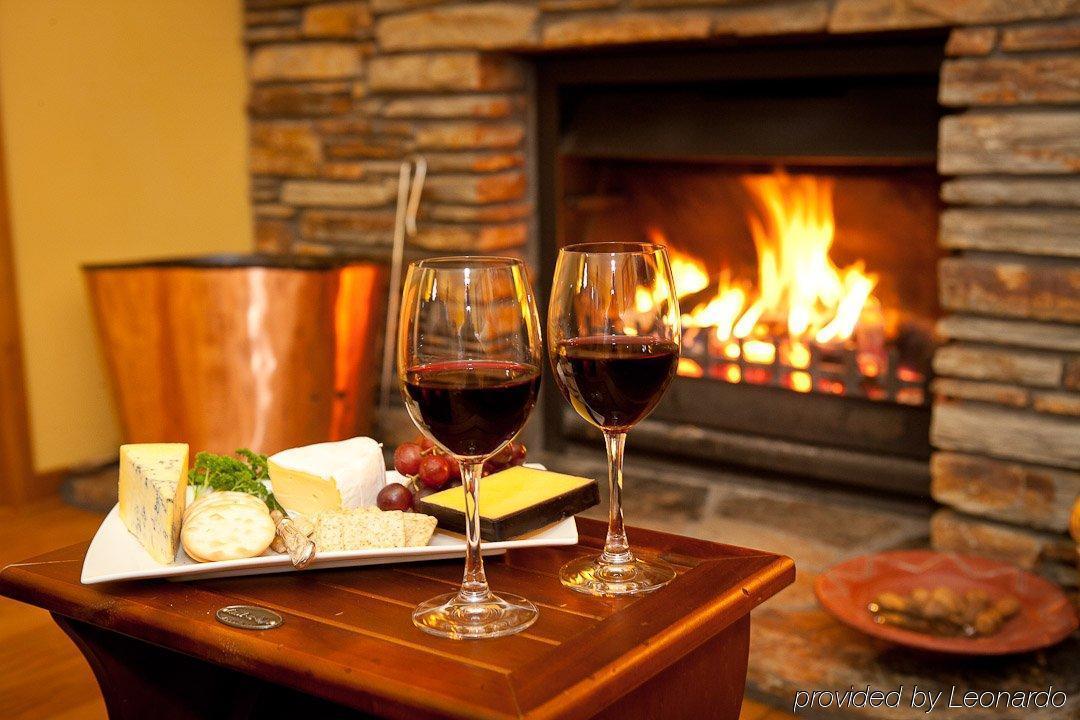 Wanaka Springs Lodge Экстерьер фото