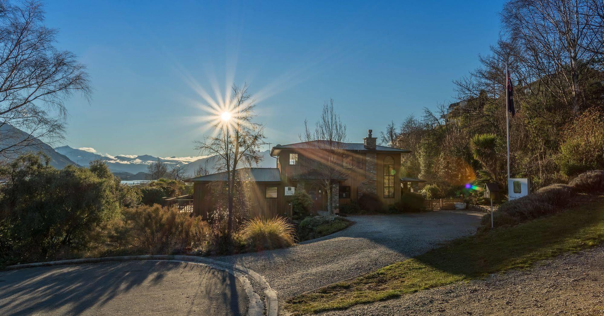 Wanaka Springs Lodge Экстерьер фото