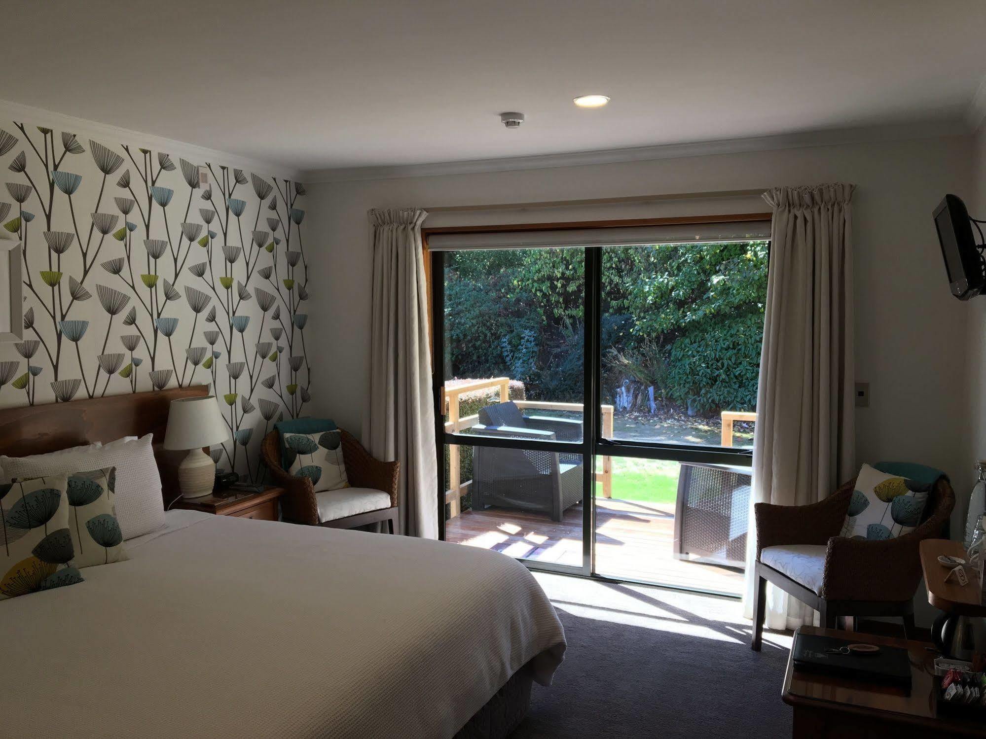 Wanaka Springs Lodge Экстерьер фото
