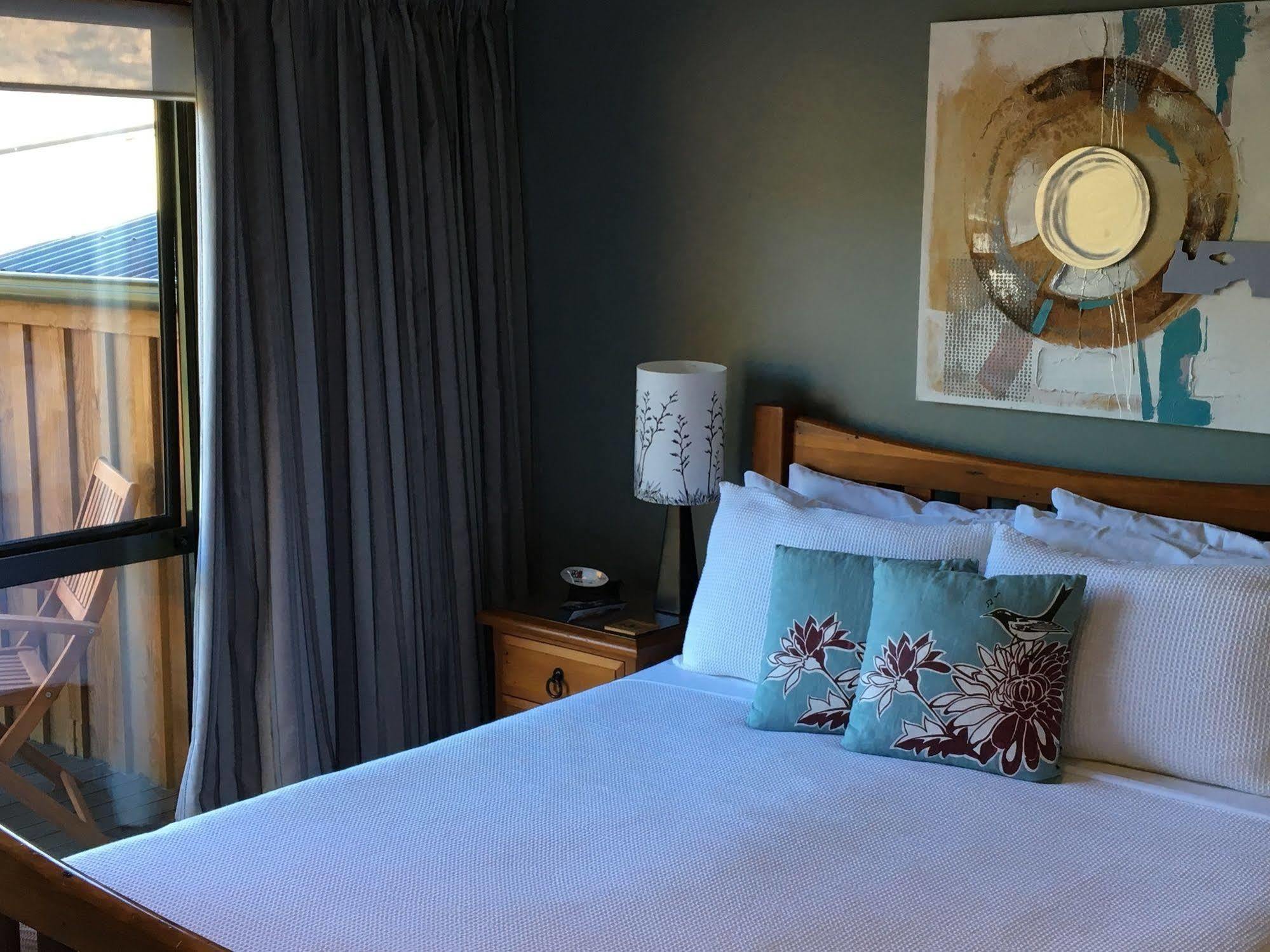 Wanaka Springs Lodge Экстерьер фото